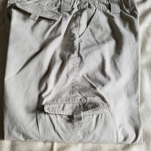 Khaki Cargo Cropped Pants - Picture 5 of 14